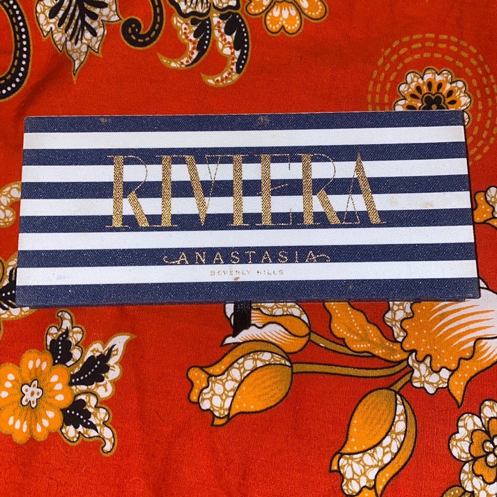 Anastasia Beverly Hills eyeshadow